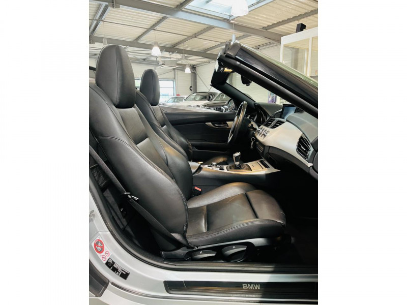 Photo 12 de l'offre de BMW Z4 ROADSTER  sDrive 18i 156ch E89 LCI Luxe à 23990€ chez Occasions Champenoises