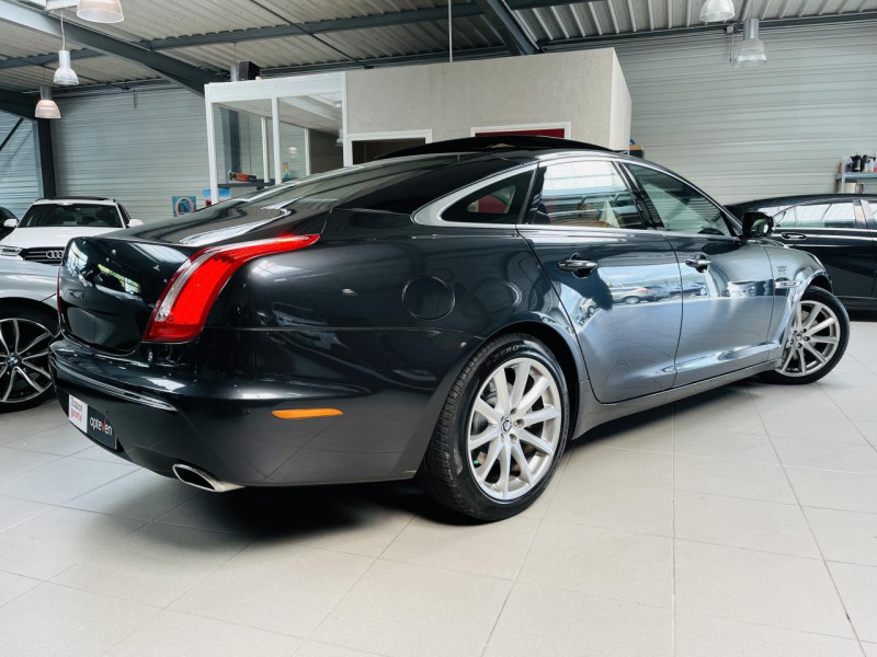 Photo 26 de l'offre de JAGUAR XJ  V6 3.0 275 Diesel S SuperSport  à 23990€ chez Occasions Champenoises