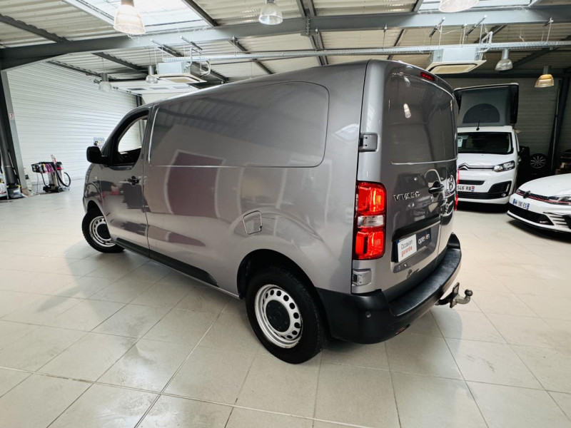 Photo 15 de l'offre de OPEL VIVARO FOURGON VIVARO FGN L1 2.0 DIESEL 180 CH BVA8 PACK BUSINESS à 24990€ chez Occasions Champenoises