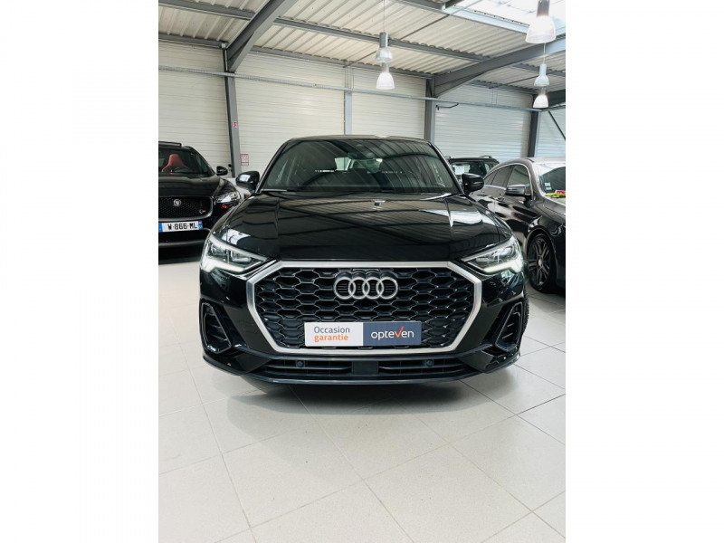 Photo 2 de l'offre de AUDI Q3 SPORTBACK 35 TFSI 150 ch S tronic 7 DESIGN LUXE- LOA 443.37e/mois à 33490€ chez Occasions Champenoises