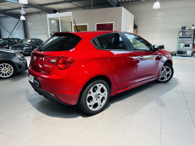 Photo 16 de l'offre de ALFA ROMEO GIULIETTA SERIE 3 1.4 TJet 120 ch S&S Sport Edition à 12490€ chez Occasions Champenoises