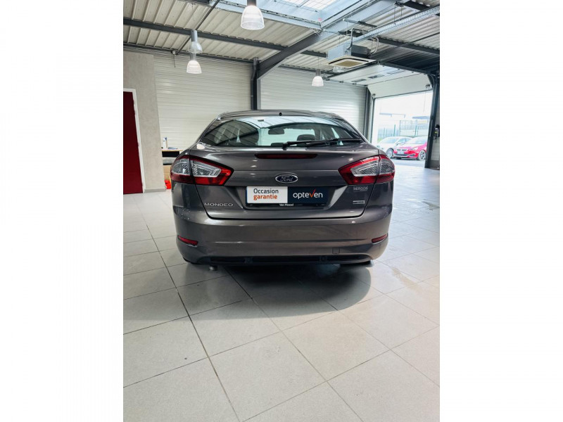 Photo 16 de l'offre de FORD MONDEO 1.6 EcoBoost 160 S&S Edition à 10990€ chez Occasions Champenoises