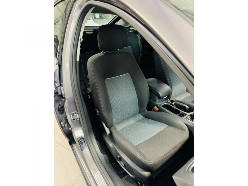 Photo 14 de l'offre de FORD MONDEO 1.6 EcoBoost 160 S&S Edition à 10990€ chez Occasions Champenoises