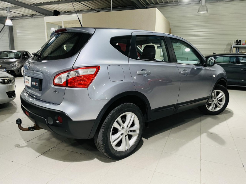 Photo 17 de l'offre de NISSAN QASHQAI 1.6 dCi 130 FAP All-Mode Acenta à 10990€ chez Occasions Champenoises