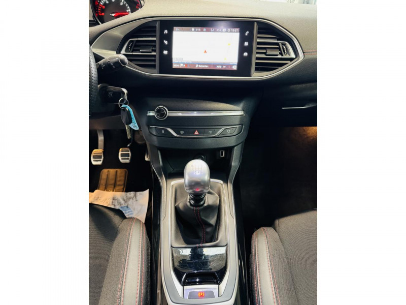 Photo 6 de l'offre de PEUGEOT 308 SW  BlueHDi 130ch S&S BVM6 GT Line à 13990€ chez Occasions Champenoises