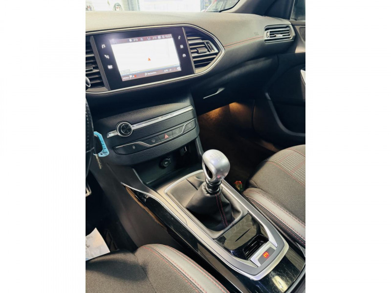 Photo 5 de l'offre de PEUGEOT 308 SW  BlueHDi 130ch S&S BVM6 GT Line à 13990€ chez Occasions Champenoises