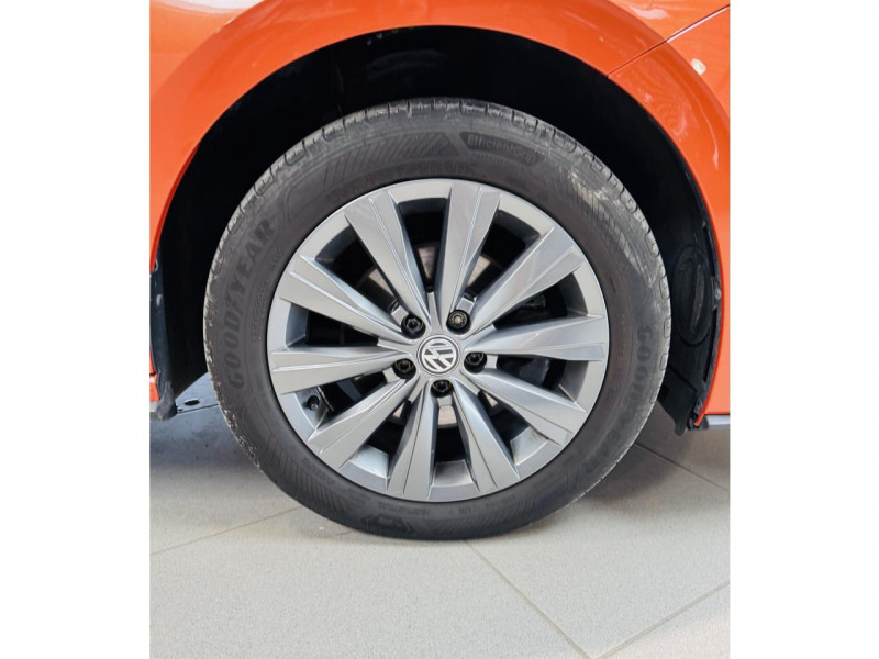 Photo 21 de l'offre de VOLKSWAGEN POLO 1.6 TDI 95 S&S BVM5 R-line à 15990€ chez Occasions Champenoises