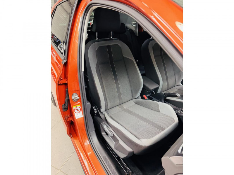 Photo 14 de l'offre de VOLKSWAGEN POLO 1.6 TDI 95 S&S BVM5 R-line à 15990€ chez Occasions Champenoises