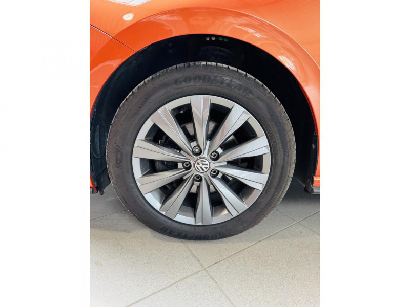 Photo 18 de l'offre de VOLKSWAGEN POLO 1.6 TDI 95 S&S BVM5 R-line à 15990€ chez Occasions Champenoises