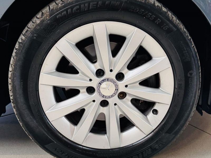 Photo 20 de l'offre de MERCEDES-BENZ CLASSE B 200 BlueEFFICIENCY Design 7-G DCT à 13490€ chez Occasions Champenoises