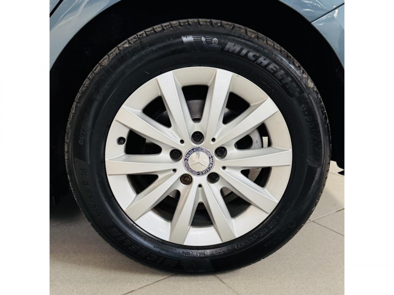 Photo 18 de l'offre de MERCEDES-BENZ CLASSE B 200 BlueEFFICIENCY Design 7-G DCT à 13490€ chez Occasions Champenoises