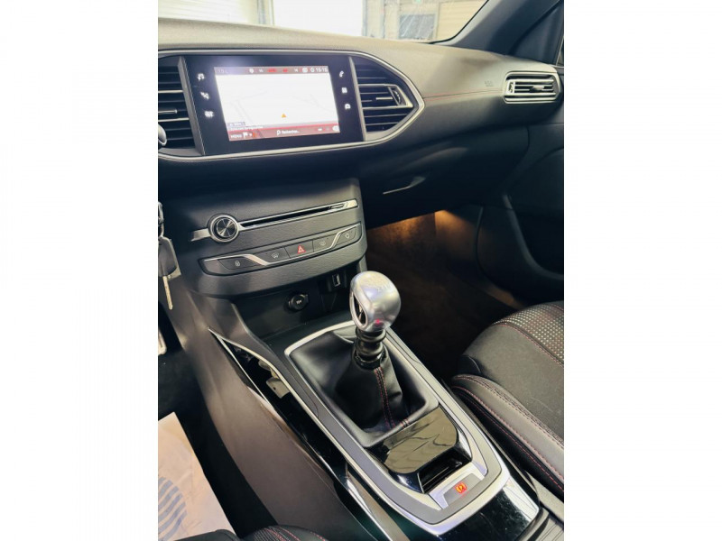 Photo 5 de l'offre de PEUGEOT 308 SW  BlueHDi 130ch S&S BVM6 GT Line à 14990€ chez Occasions Champenoises