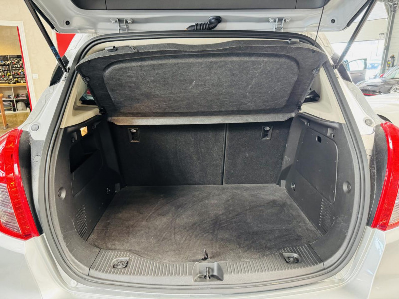 Photo 12 de l'offre de OPEL MOKKA X 1.4 Turbo - 140 ch 4x2 BVA6 Elite à 11990€ chez Occasions Champenoises