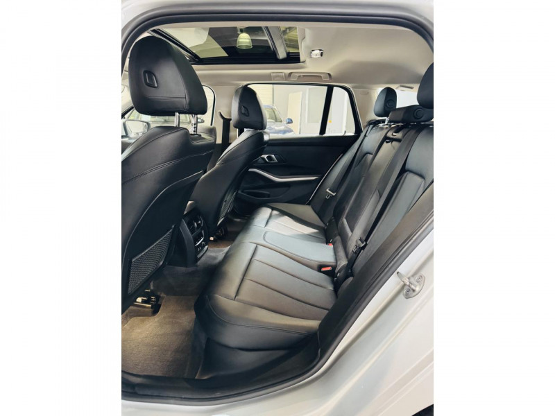 Photo 11 de l'offre de BMW serie 3 touring Touring 320i 184 ch BVA8 G21 Business Design à 27990€ chez Occasions Champenoises