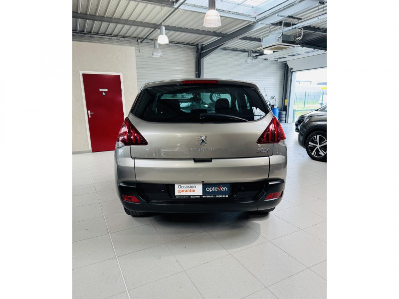 Photo 18 de l'offre de PEUGEOT 3008  1.6 VTi 120ch Allure à 8790€ chez Occasions Champenoises