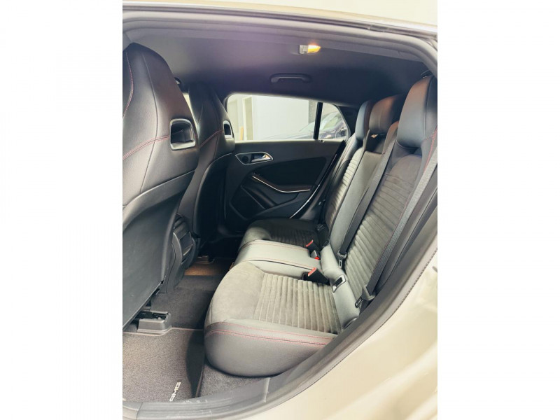 Photo 11 de l'offre de MERCEDES-BENZ CLA SHOOTING BRAKE 200 d Fascination à 23990€ chez Occasions Champenoises