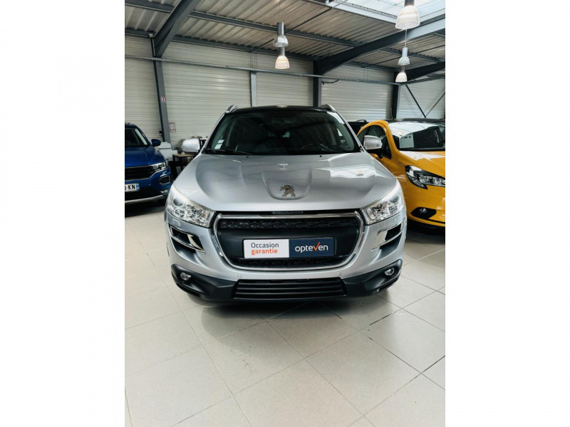 Photo 2 de l'offre de PEUGEOT 4008  1.6 HDi 115 4x4 Style  à 11490€ chez Occasions Champenoises