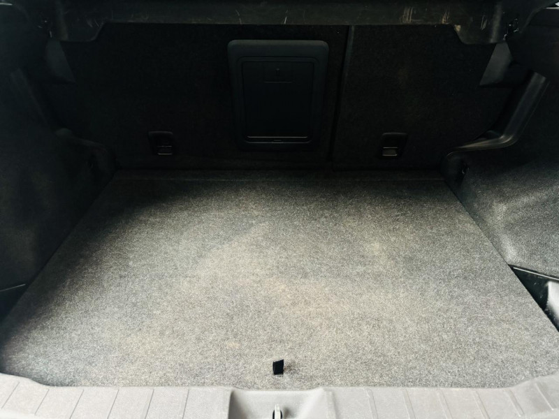 Photo 12 de l'offre de PEUGEOT 4008  1.6 HDi 115 4x4 Style  à 11490€ chez Occasions Champenoises