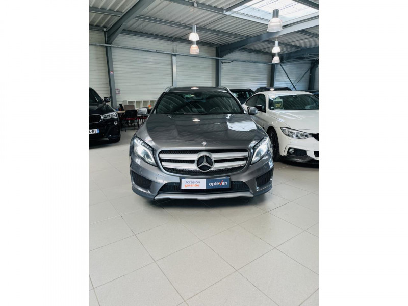 Photo 2 de l'offre de MERCEDES-BENZ GLA 200 d Fascination 7-G DCT à 19990€ chez Occasions Champenoises