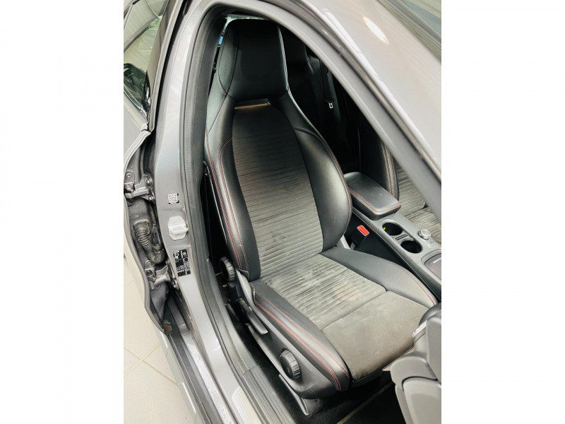 Photo 13 de l'offre de MERCEDES-BENZ GLA 200 d Fascination 7-G DCT à 19990€ chez Occasions Champenoises