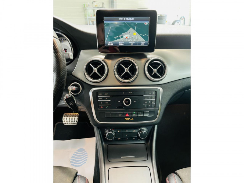 Photo 6 de l'offre de MERCEDES-BENZ GLA 200 d Fascination 7-G DCT à 19990€ chez Occasions Champenoises