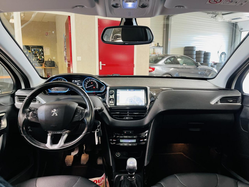 Photo 3 de l'offre de PEUGEOT 2008  1.6 BlueHDi 120ch S&S BVM6 Allure à 11990€ chez Occasions Champenoises