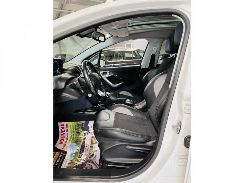 Photo 9 de l'offre de PEUGEOT 2008  1.6 BlueHDi 120ch S&S BVM6 Allure à 11990€ chez Occasions Champenoises