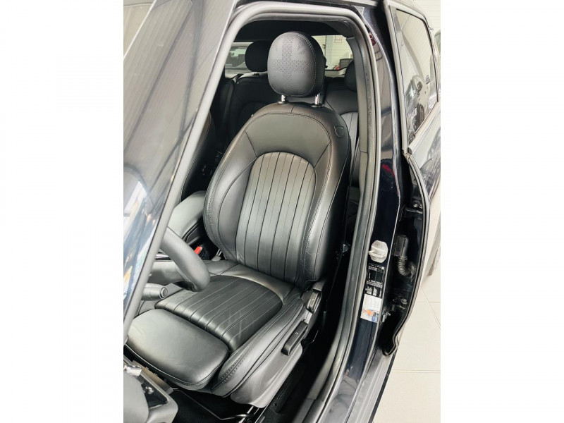 Photo 10 de l'offre de MINI COUNTRYMAN  136 ch BVA7 Cooper Chili à 21990€ chez Occasions Champenoises