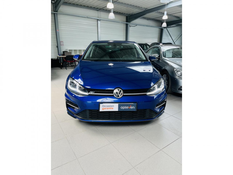 Photo 2 de l'offre de VOLKSWAGEN GOLF 1.6 TDI 115 Connect Pack R-LINE à 17990€ chez Occasions Champenoises