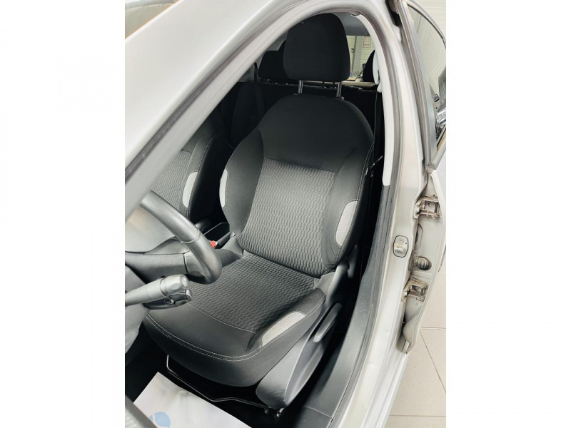 Photo 7 de l'offre de PEUGEOT 208  1.6 BlueHDi 75ch BVM5 Style à 9990€ chez Occasions Champenoises