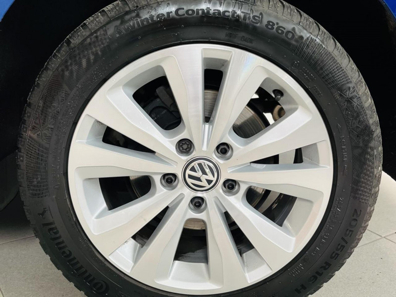 Photo 20 de l'offre de VOLKSWAGEN GOLF 1.6 TDI 115 Connect Pack R-LINE à 17990€ chez Occasions Champenoises