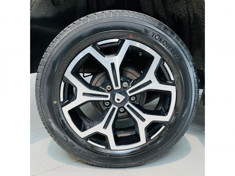 Photo 20 de l'offre de DACIA DUSTER TCe 125 4x2 Prestige à 12990€ chez Occasions Champenoises