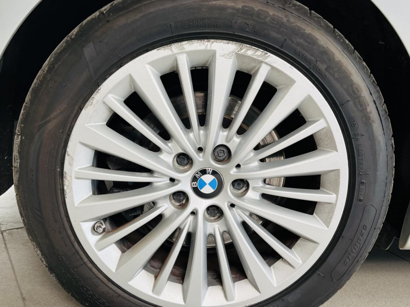 Photo 23 de l'offre de BMW SERIE 2 ACTIVE TOURER 225xe 224 F45 Luxury BVA à 14990€ chez Occasions Champenoises