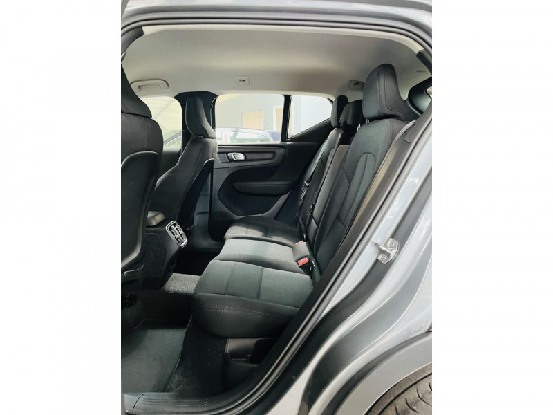 Photo 12 de l'offre de VOLVO XC40  D3 AdBlue 150 ch Momentum à 18490€ chez Occasions Champenoises