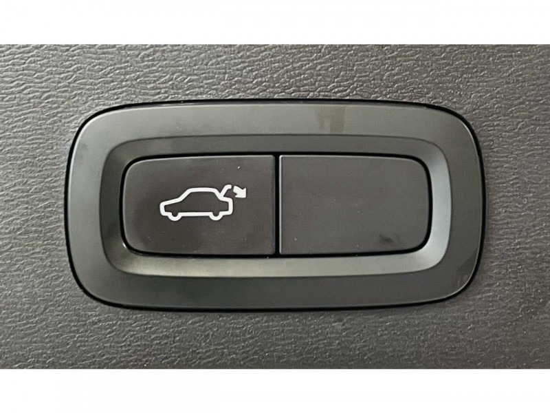 Photo 14 de l'offre de VOLVO XC40  D3 AdBlue 150 ch Momentum à 18490€ chez Occasions Champenoises