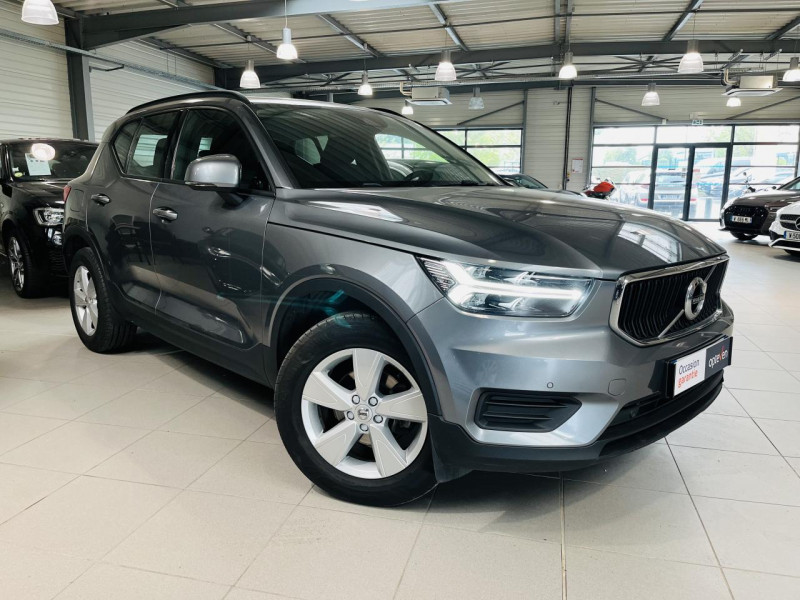 Volvo XC40  D3 AdBlue 150 ch Momentum DIESEL Metaalkleur 714 Osmium Grey Occasion à vendre