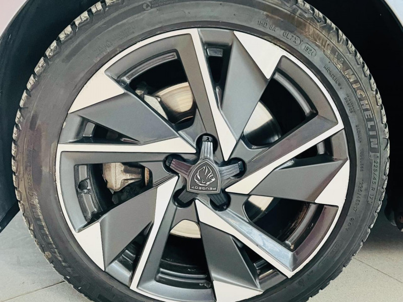 Photo 21 de l'offre de PEUGEOT 308 SW  BlueHDi 130ch S&S EAT8 Allure Pack à 18990€ chez Occasions Champenoises