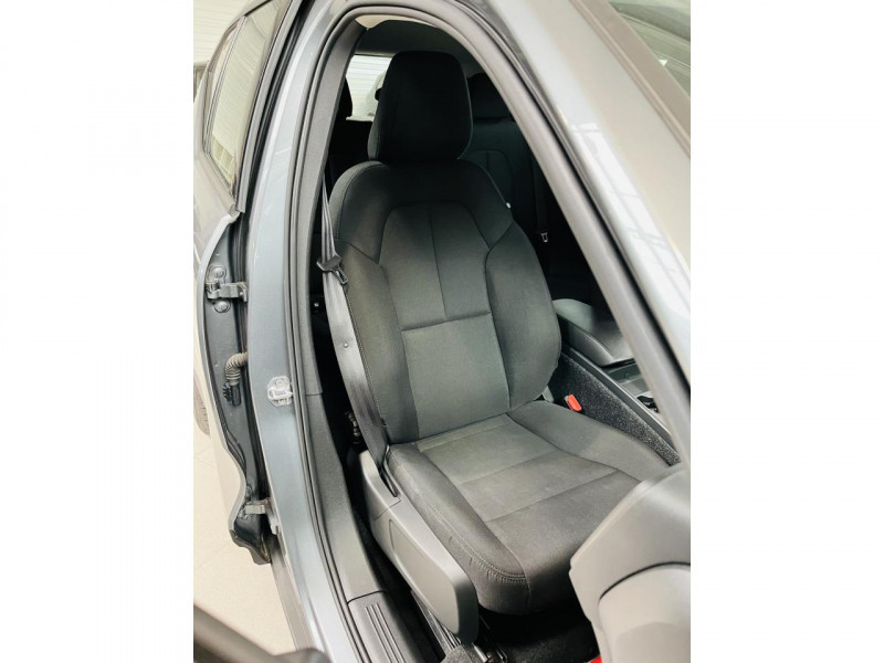 Photo 17 de l'offre de VOLVO XC40  D3 AdBlue 150 ch Momentum à 18490€ chez Occasions Champenoises
