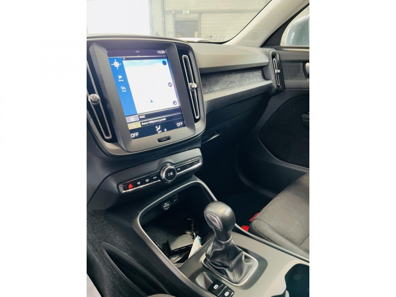Photo 5 de l'offre de VOLVO XC40  D3 AdBlue 150 ch Momentum à 18490€ chez Occasions Champenoises