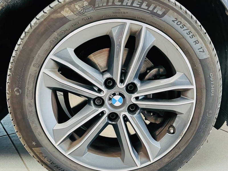 Photo 23 de l'offre de BMW SERIE 2 ACTIVE TOURER  218d 150 ch BVA8 F45 LCI Sport à 19990€ chez Occasions Champenoises