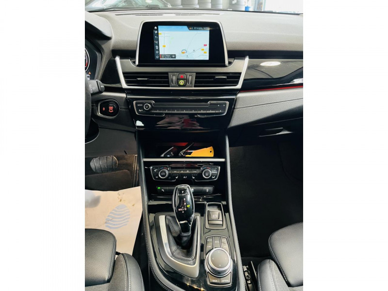 Photo 6 de l'offre de BMW SERIE 2 ACTIVE TOURER  218d 150 ch BVA8 F45 LCI Sport à 19990€ chez Occasions Champenoises