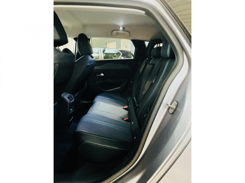 Photo 12 de l'offre de PEUGEOT 308 SW  BlueHDi 130ch S&S EAT8 Allure Pack à 18990€ chez Occasions Champenoises