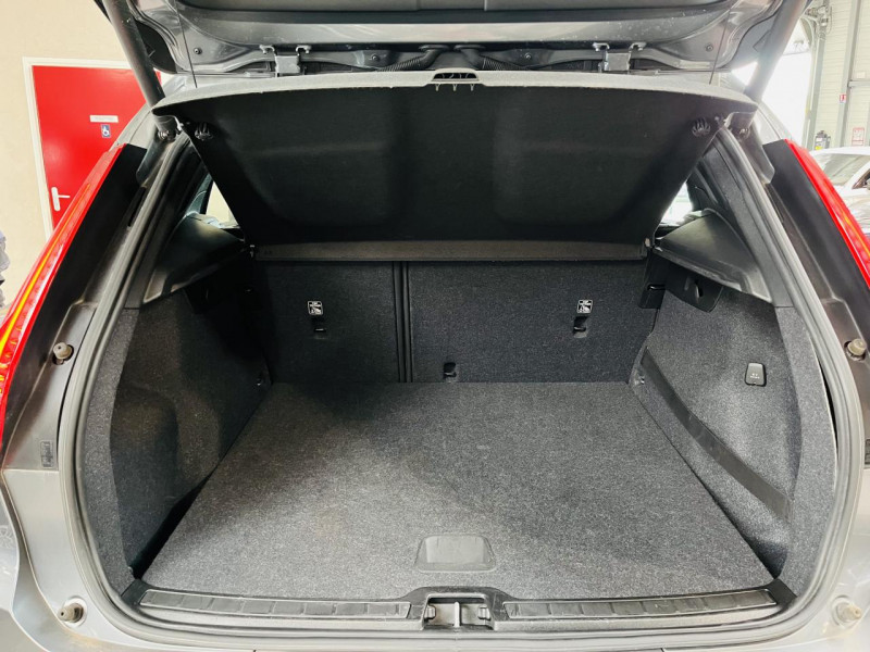 Photo 13 de l'offre de VOLVO XC40  D3 AdBlue 150 ch Momentum à 18490€ chez Occasions Champenoises