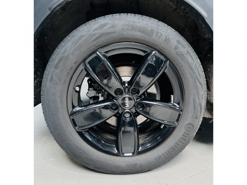 Photo 24 de l'offre de MINI COUNTRYMAN F60 LCI Cooper 136 ch Essential BVA7  à 26990€ chez Occasions Champenoises