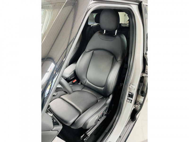 Photo 9 de l'offre de MINI COUNTRYMAN F60 LCI Cooper 136 ch Essential BVA7  à 26990€ chez Occasions Champenoises