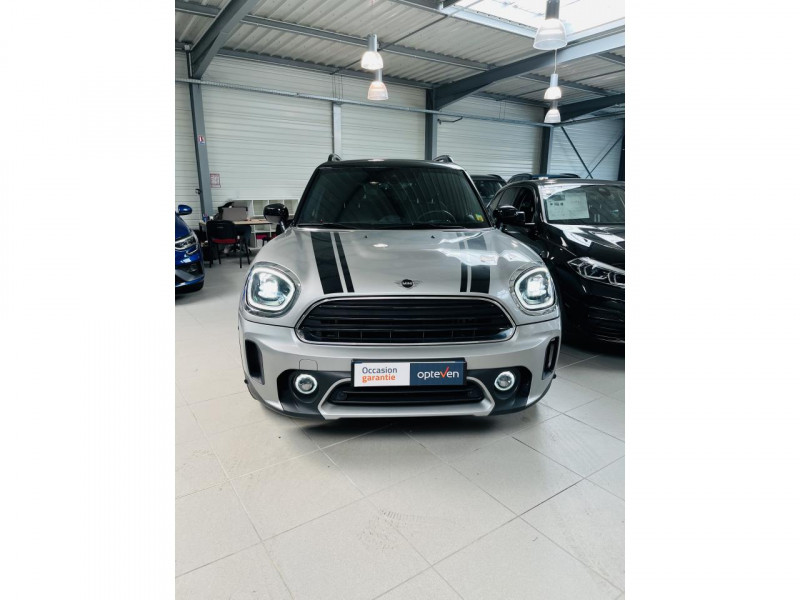 Photo 2 de l'offre de MINI COUNTRYMAN F60 LCI Cooper 136 ch Essential BVA7  à 26990€ chez Occasions Champenoises
