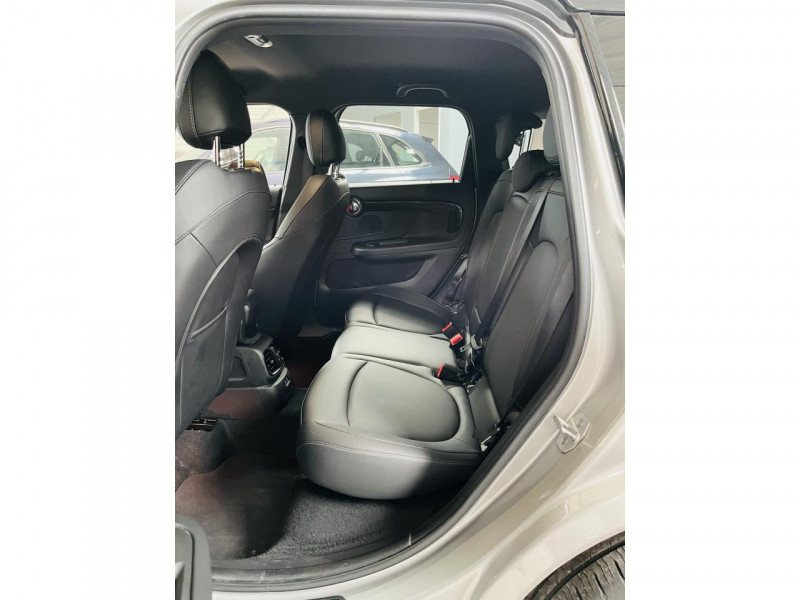 Photo 12 de l'offre de MINI COUNTRYMAN F60 LCI Cooper 136 ch Essential BVA7  à 26990€ chez Occasions Champenoises
