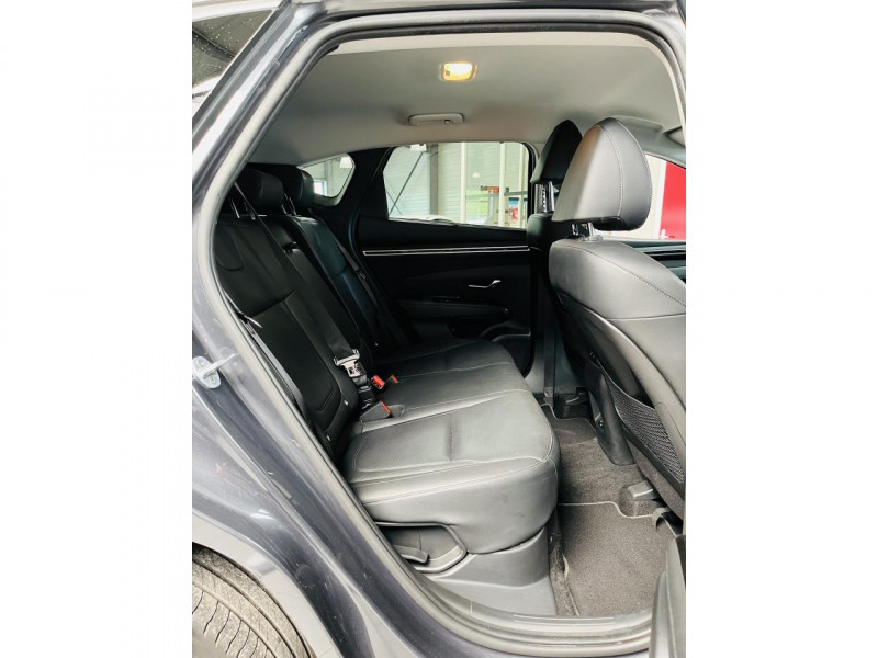 Photo 19 Hyundai TUCSON 1.6 T-GDI 230 Hybrid Executive BVA6 Hybride Gris foncé en vente chez Occasions Champenoises Photo 19 de l'offre de HYUNDAI TUCSON 1.6 T-GDI 230 Hybrid Executive BVA6 à 23990€ chez Occasions Champenoises