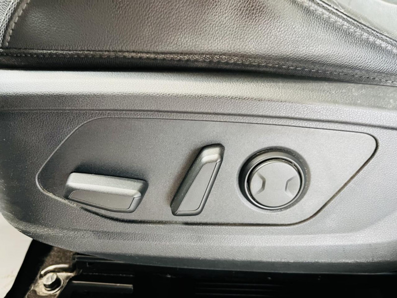 Photo 14 Hyundai TUCSON 1.6 T-GDI 230 Hybrid Executive BVA6 Hybride Gris foncé en vente chez Occasions Champenoises Photo 14 de l'offre de HYUNDAI TUCSON 1.6 T-GDI 230 Hybrid Executive BVA6 à 23990€ chez Occasions Champenoises