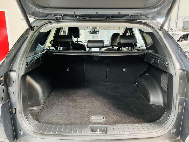 Photo 17 Hyundai TUCSON 1.6 T-GDI 230 Hybrid Executive BVA6 Hybride Gris foncé en vente chez Occasions Champenoises Photo 17 de l'offre de HYUNDAI TUCSON 1.6 T-GDI 230 Hybrid Executive BVA6 à 23990€ chez Occasions Champenoises